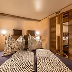 Pod Hradem - Vranovská Přehrada, Bítov-horka Apartamento *