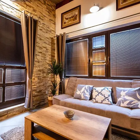Pod Hradem - Vranovská Přehrada, Bítov-horka Apartmán *