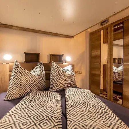 Pod Hradem - Vranovská Přehrada, Bítov-horka Apartmán *