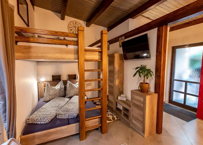 Apartment Pod Hradem - Vranovska Prehrada, Bitov-horka